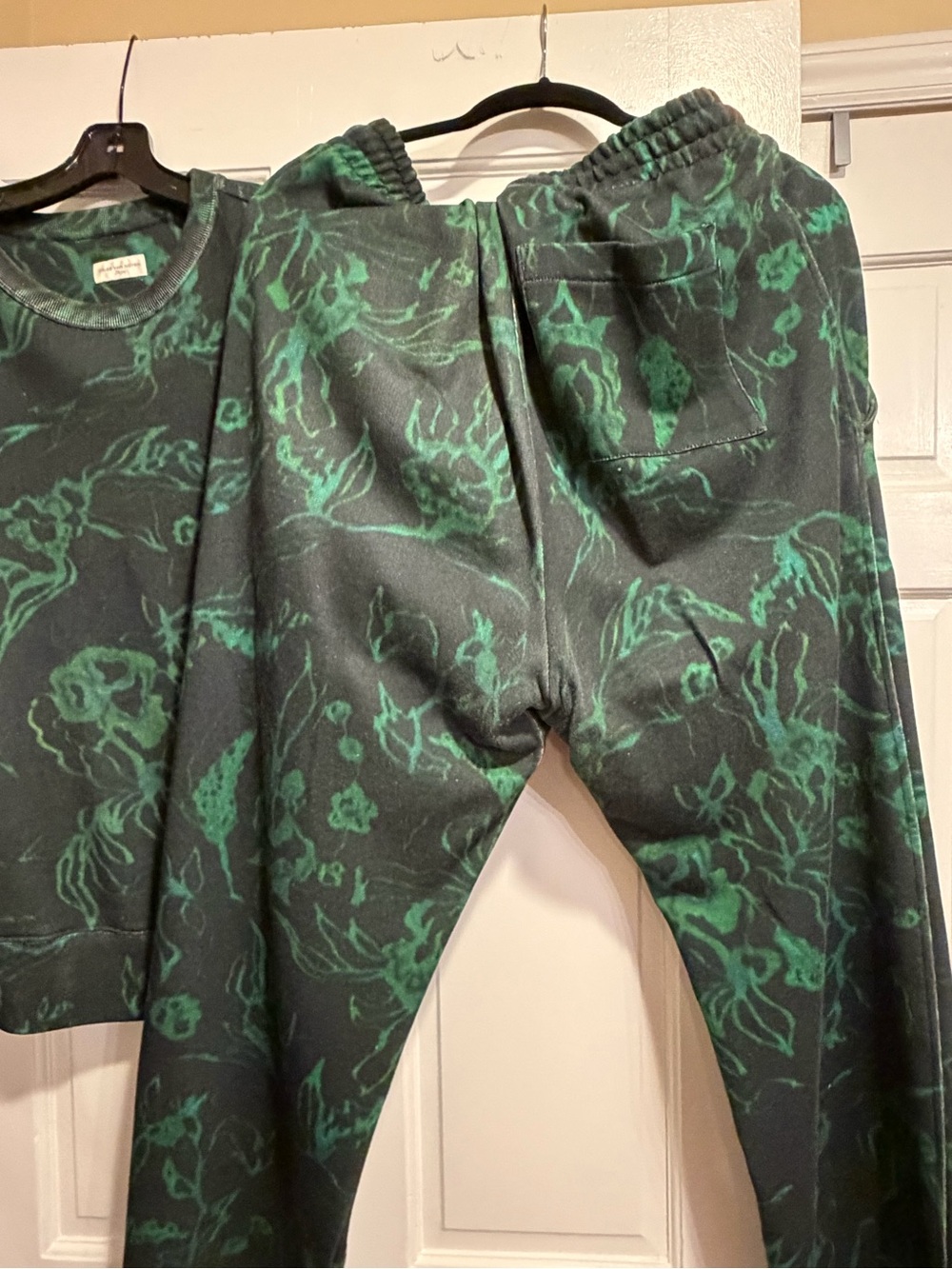Dries Van Noten Green and Black Floral Print Sweatpants